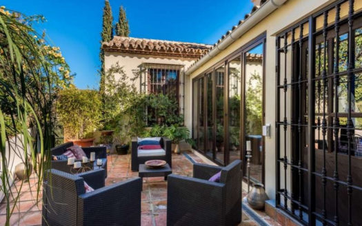 Villa de 5 dormitorios en El Herrojo