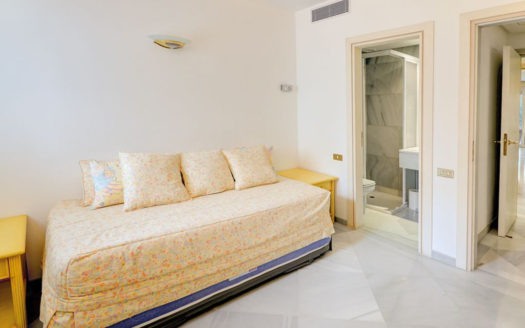 Apartamento de 5 dormitorios en Don Gonzalo