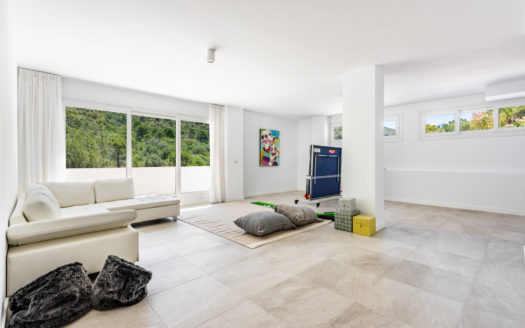 Apartamento de 3 dormitorios en Benahavis