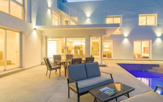 6 bedrooms Villa in Nueva Andalucia