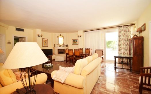 Apartamento de 3 dormitorios en Los Monteros