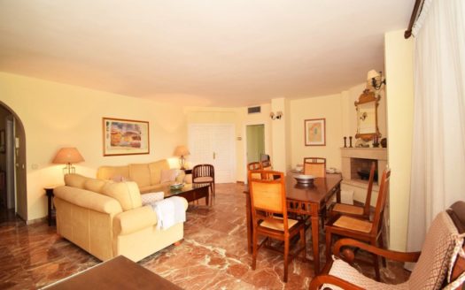 Apartamento de 3 dormitorios en Los Monteros