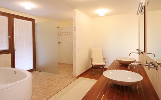 Villa de 6 dormitorios en  Benahavis