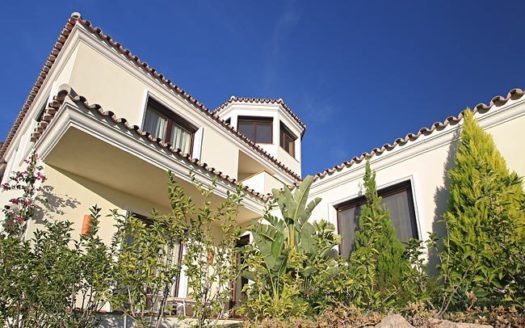Villa de 6 dormitorios en  Benahavis
