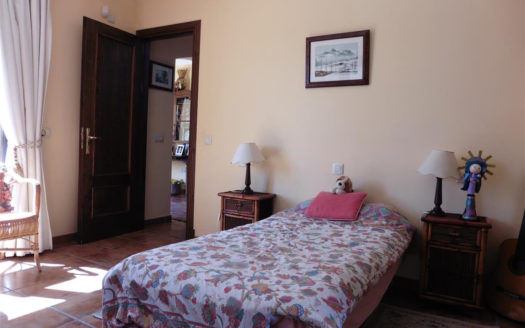 Villa de 4 dormitorios en Lomas de la Quinta