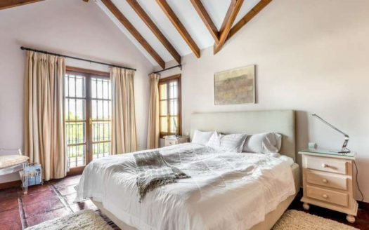 Villa de 5 dormitorios en El Herrojo