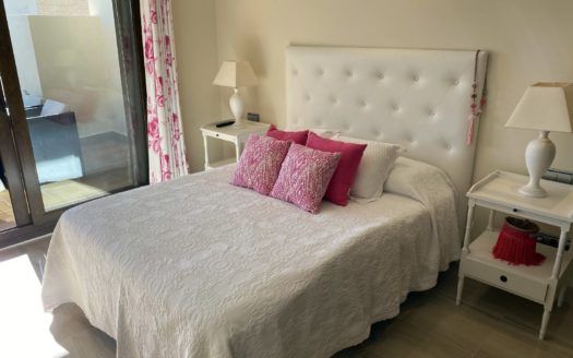 Apartamento de 3 dormitorios en Nueva Milla de Oro