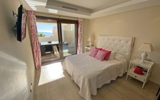 Apartamento de 3 dormitorios en Nueva Milla de Oro