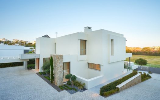 Villa de 5 dormitorios en  Benahavis