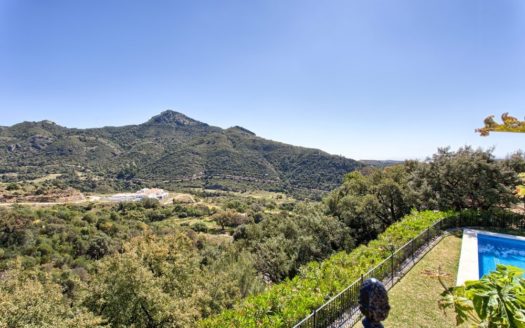 4 bedrooms Villa in Benahavis