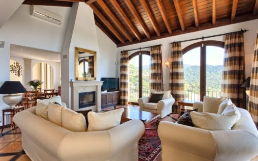 4 bedrooms Villa in Benahavis