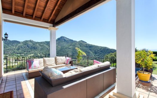 4 bedrooms Villa in Benahavis