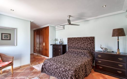 4 bedrooms Villa in Benahavis