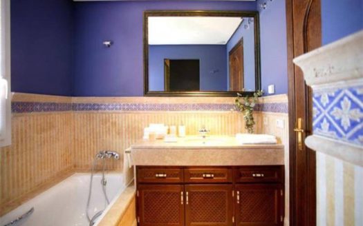 5 bedrooms Villa in Benahavis