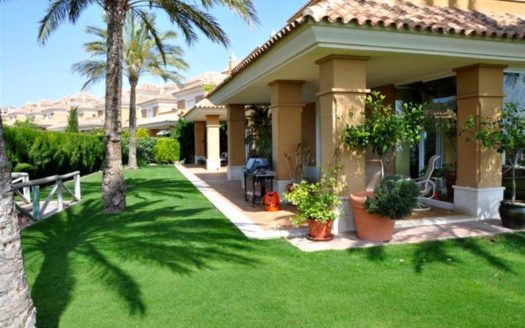 6 bedrooms Villa in Santa Clara Golf