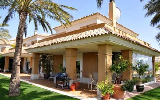 6 bedrooms Villa in Santa Clara Golf