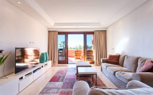 Ático de 3 dormitorios en Nueva Milla de Oro