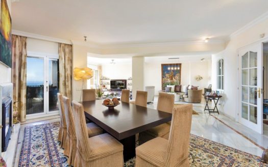 3 bedrooms Apartment in Nueva Andalucia