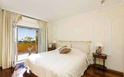 3 bedrooms Apartment in Nueva Andalucia