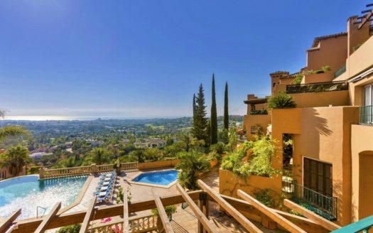 3 bedrooms Apartment in Nueva Andalucia