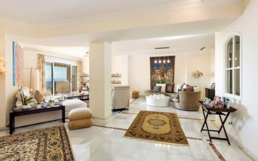 3 bedrooms Apartment in Nueva Andalucia