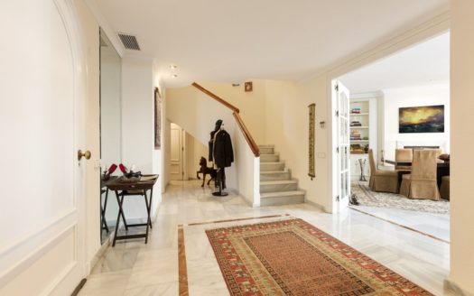 3 bedrooms Apartment in Nueva Andalucia