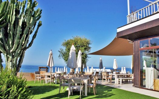 Villa de 4 dormitorios en Nueva Milla de Oro