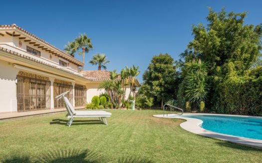 5 bedrooms Villa in Nueva Andalucia