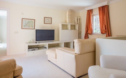 5 bedrooms Villa in Nueva Andalucia