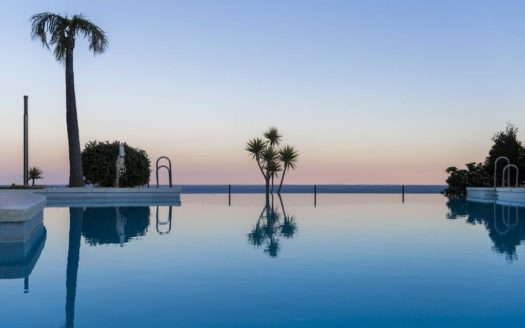 2 bedrooms Apartment in Benahavis