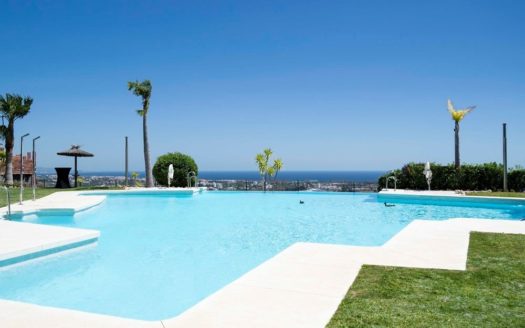 2 bedrooms Apartment in Benahavis