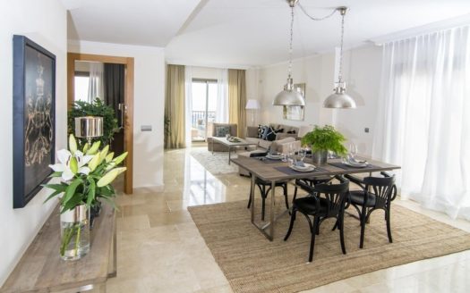 2 bedrooms Apartment in Benahavis