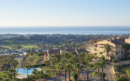 2 bedrooms Apartment in Benahavis