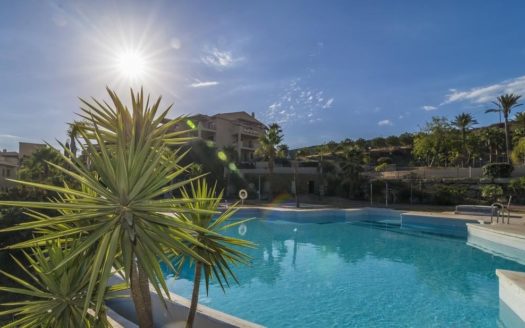 2 bedrooms Apartment in Benahavis