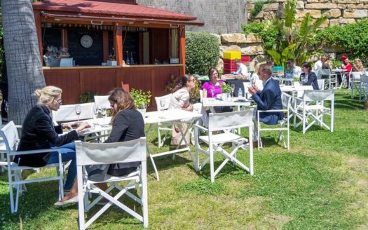 2 bedrooms Apartment in Benahavis