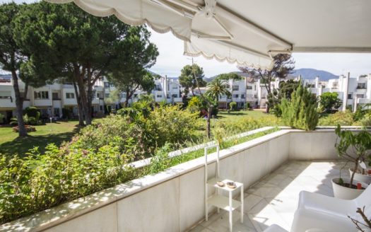 4 bedrooms Apartment in Nueva Andalucia