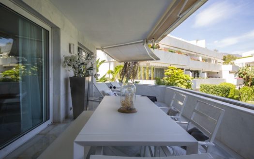 4 bedrooms Apartment in Nueva Andalucia