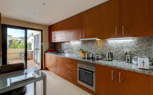 3 bedrooms Apartment in Benahavis