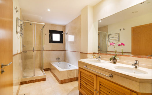 2 bedrooms Apartment in Las Mimosas