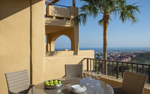 Apartamento de 2 dormitorios en Benahavis