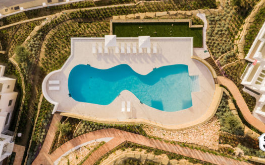 Ático de 4 dormitorios en Nueva Andalucia