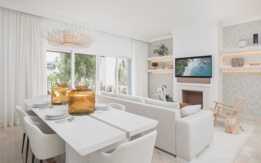 3 bedrooms Apartment in Benahavis