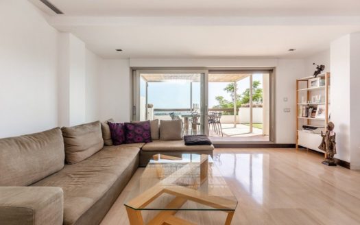 Apartamento de 2 dormitorios en  Benahavis