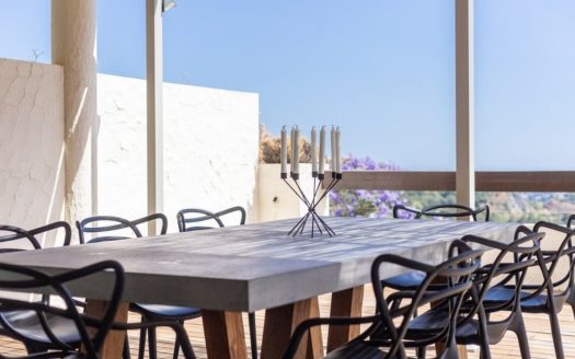 Apartamento de 2 dormitorios en  Benahavis