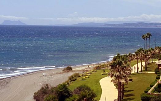 Apartamento de 2 dormitorios en Nueva Milla de Oro