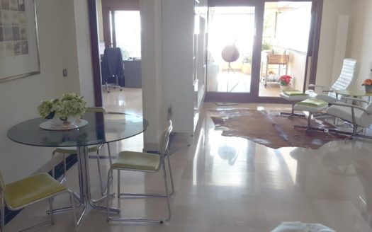 Apartamento de 2 dormitorios en Nueva Milla de Oro