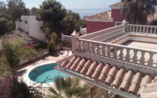Villa de 8 dormitorios en Torrenueva