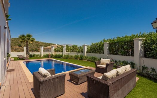 Villa de 5 dormitorios en  Benahavis