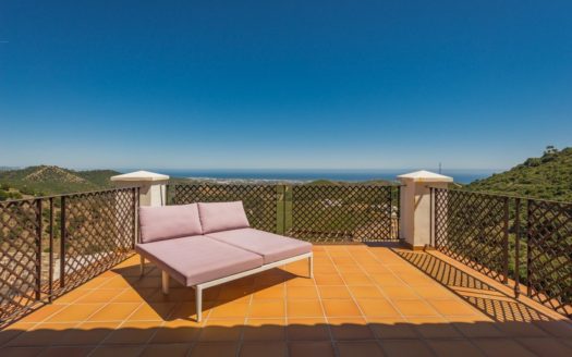 Villa de 5 dormitorios en  Benahavis