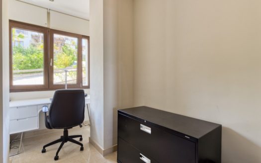 Villa de 5 dormitorios en  Benahavis